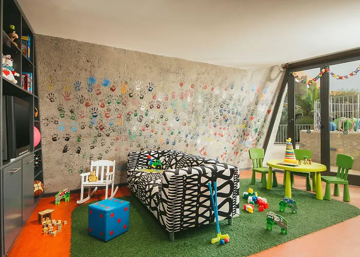 Salobre & Serenity Hotell