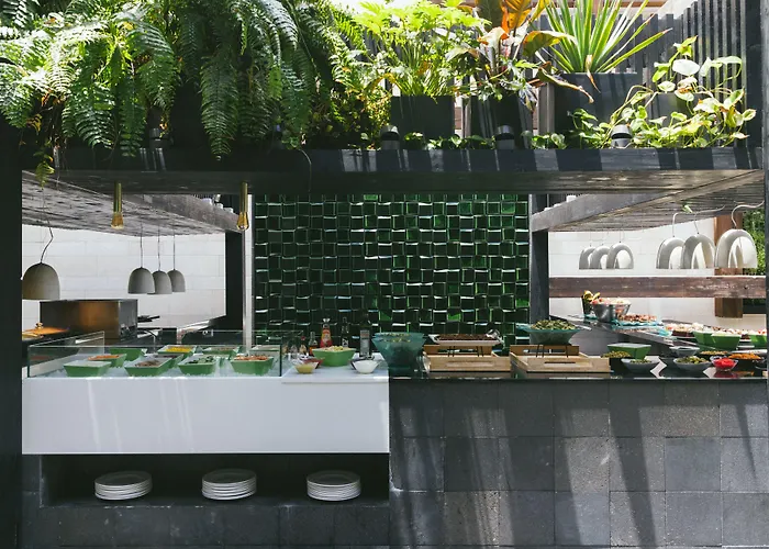 Salobre & Serenity Hotell