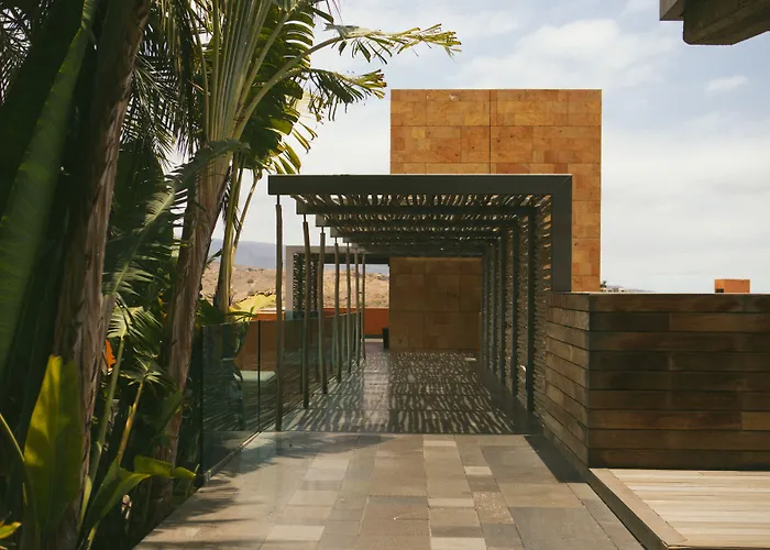 Hotell Salobre & Serenity 5*